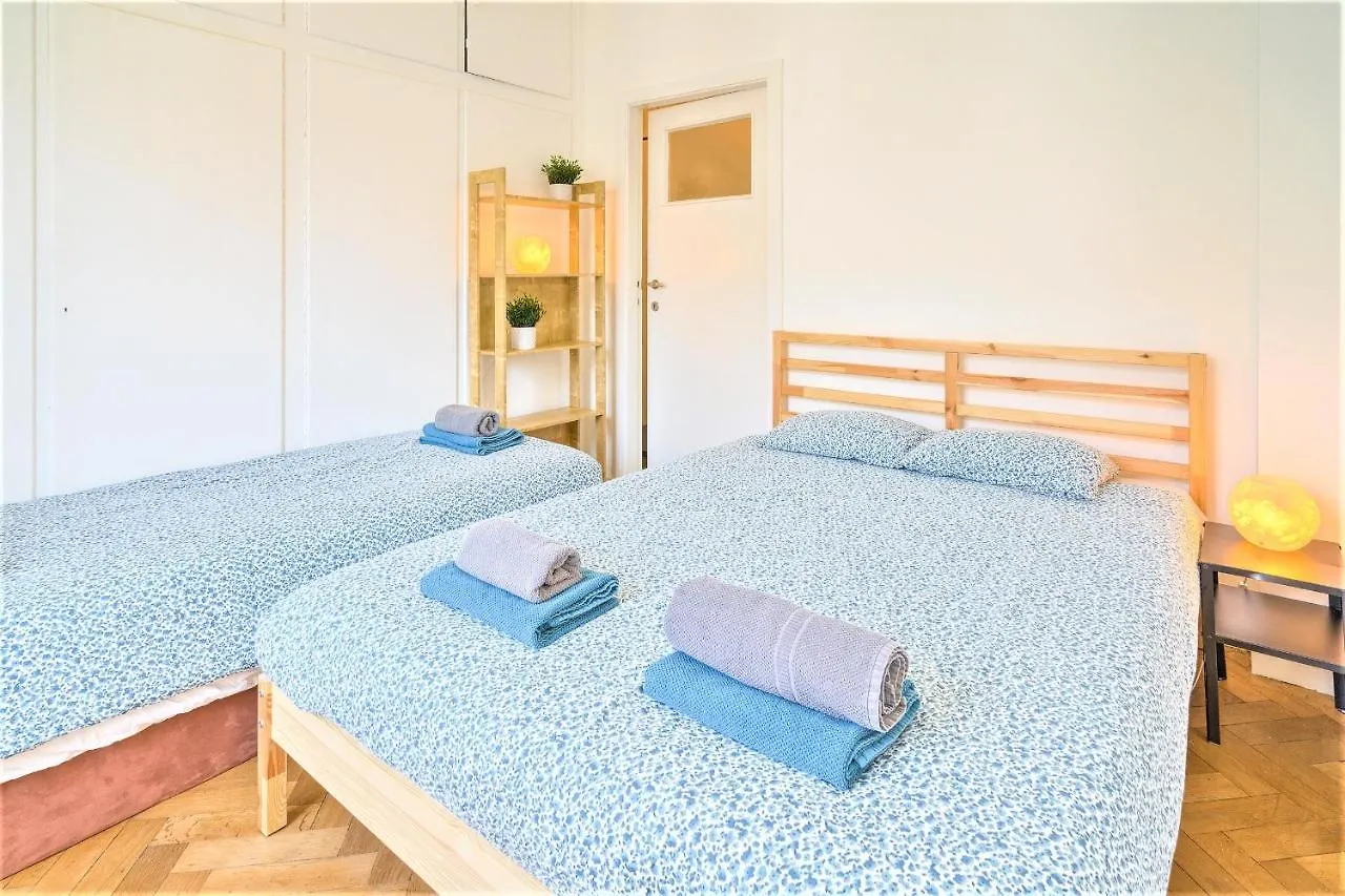 Cauliflower Lodge. Apartment In Heart Of Antwerpen