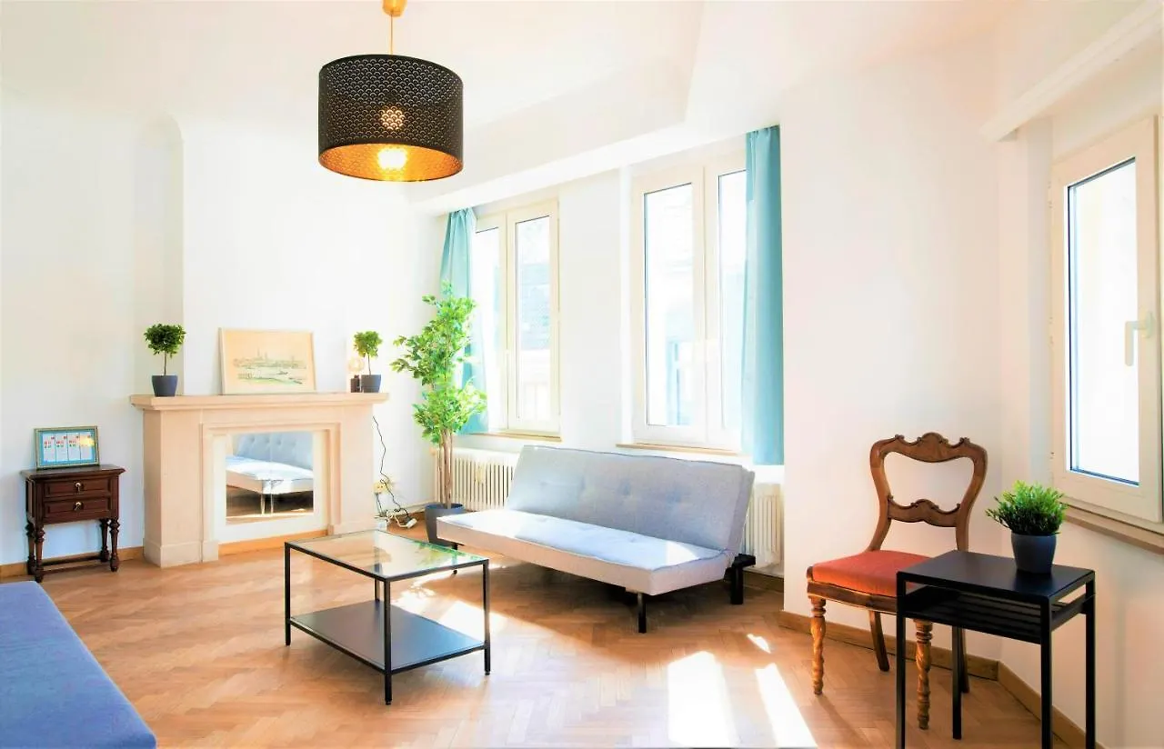 Cauliflower Lodge. Apartment In Heart Of Antwerpen